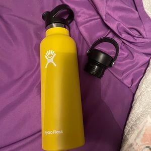 Hydro flask water bottle